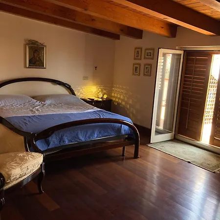 Casa Nobiliare In Via Atenea Homestay *